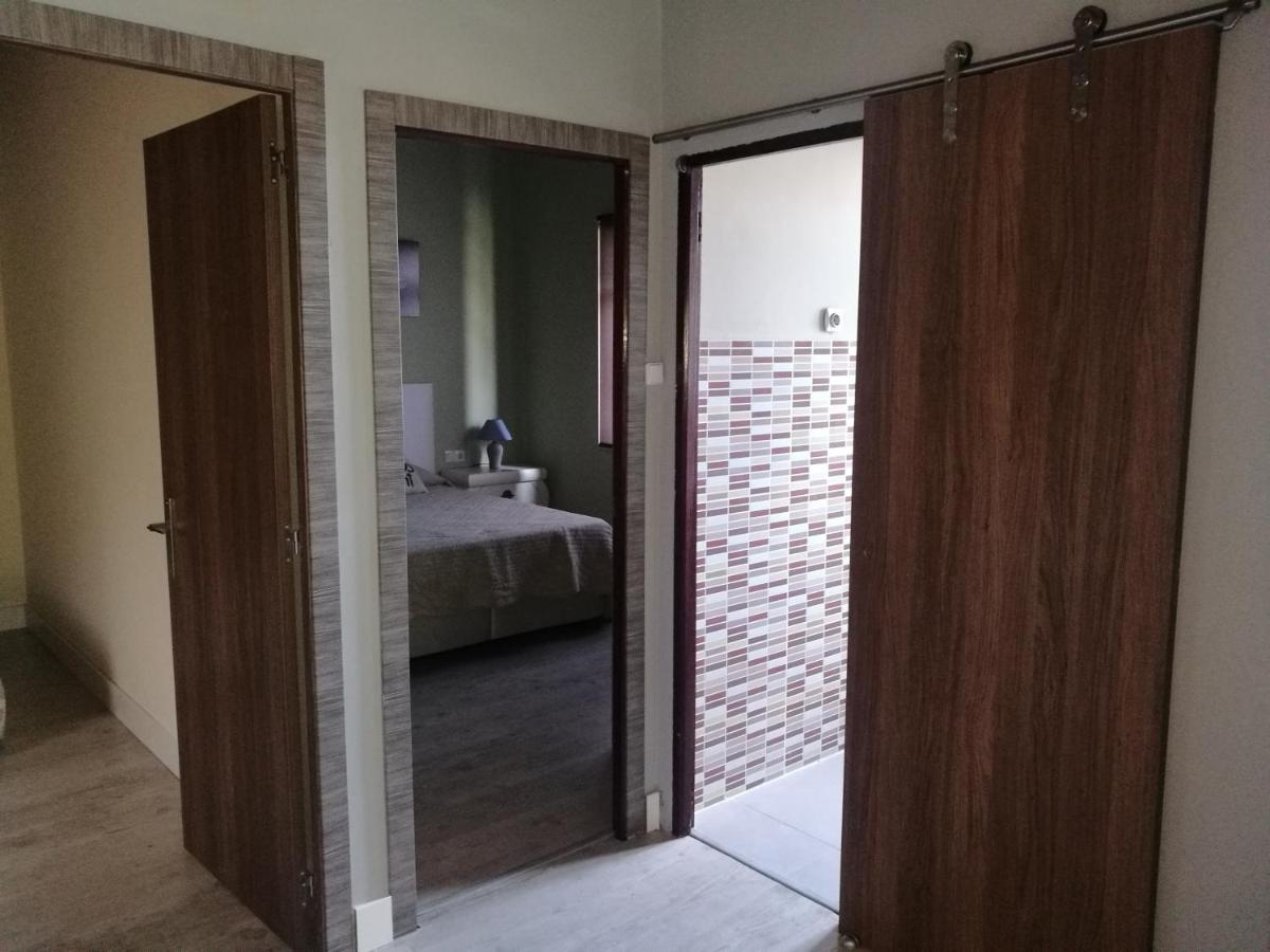 Casa A Pie De Playa De Carino Doninos Villa Ferrol Bagian luar foto