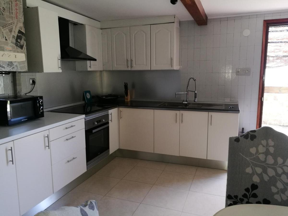 Casa A Pie De Playa De Carino Doninos Villa Ferrol Bagian luar foto