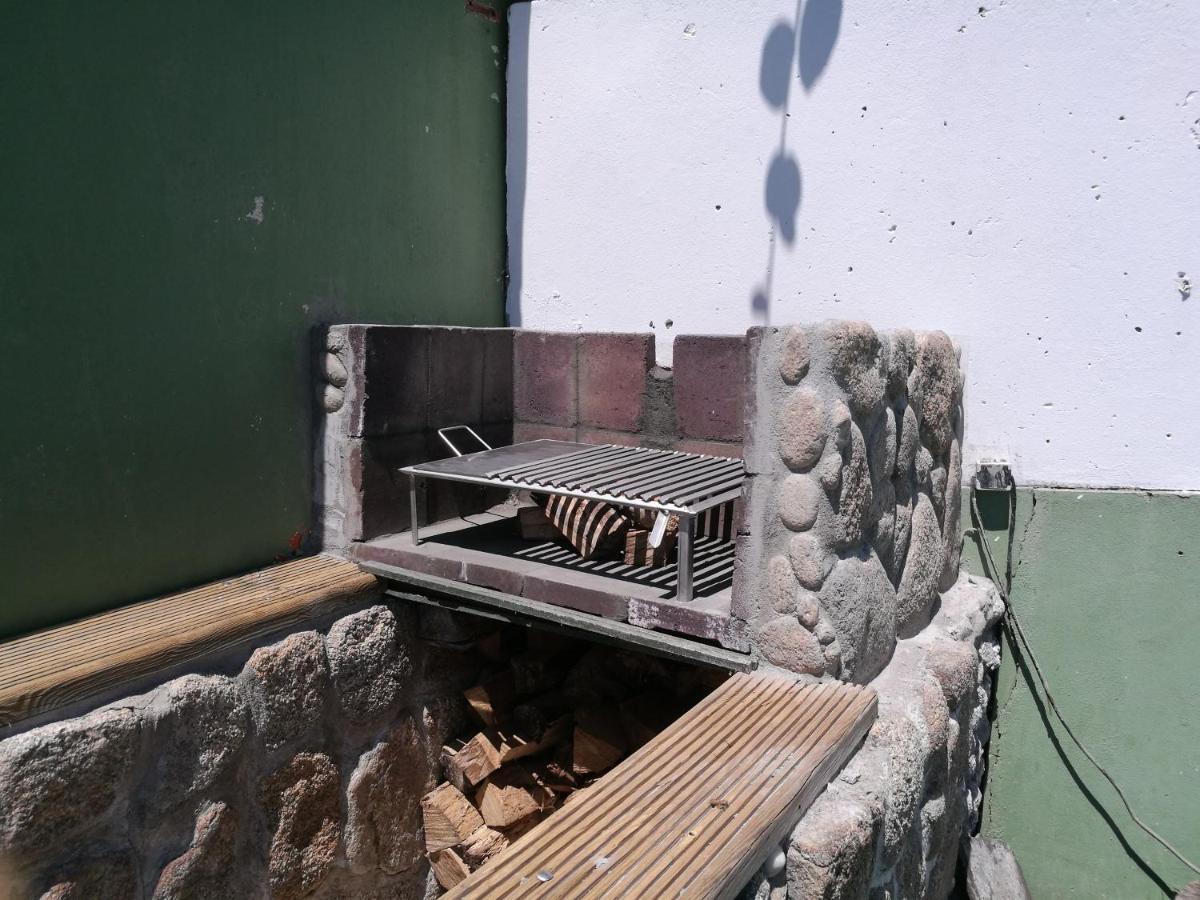 Casa A Pie De Playa De Carino Doninos Villa Ferrol Bagian luar foto